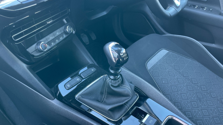 Vauxhall Mokka 1.2 Turbo 100 Design 5dr Petrol Hatchback